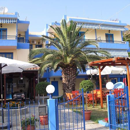 مولا كاليفا Kangaroo Hotel المظهر الخارجي الصورة