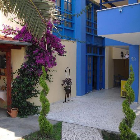 مولا كاليفا Kangaroo Hotel المظهر الخارجي الصورة