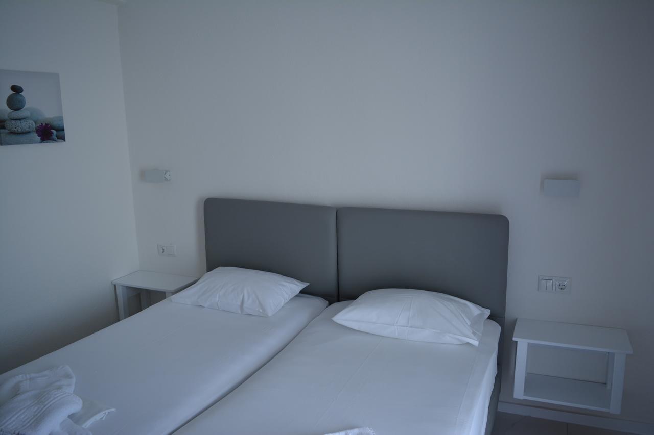 مولا كاليفا Kangaroo Hotel المظهر الخارجي الصورة