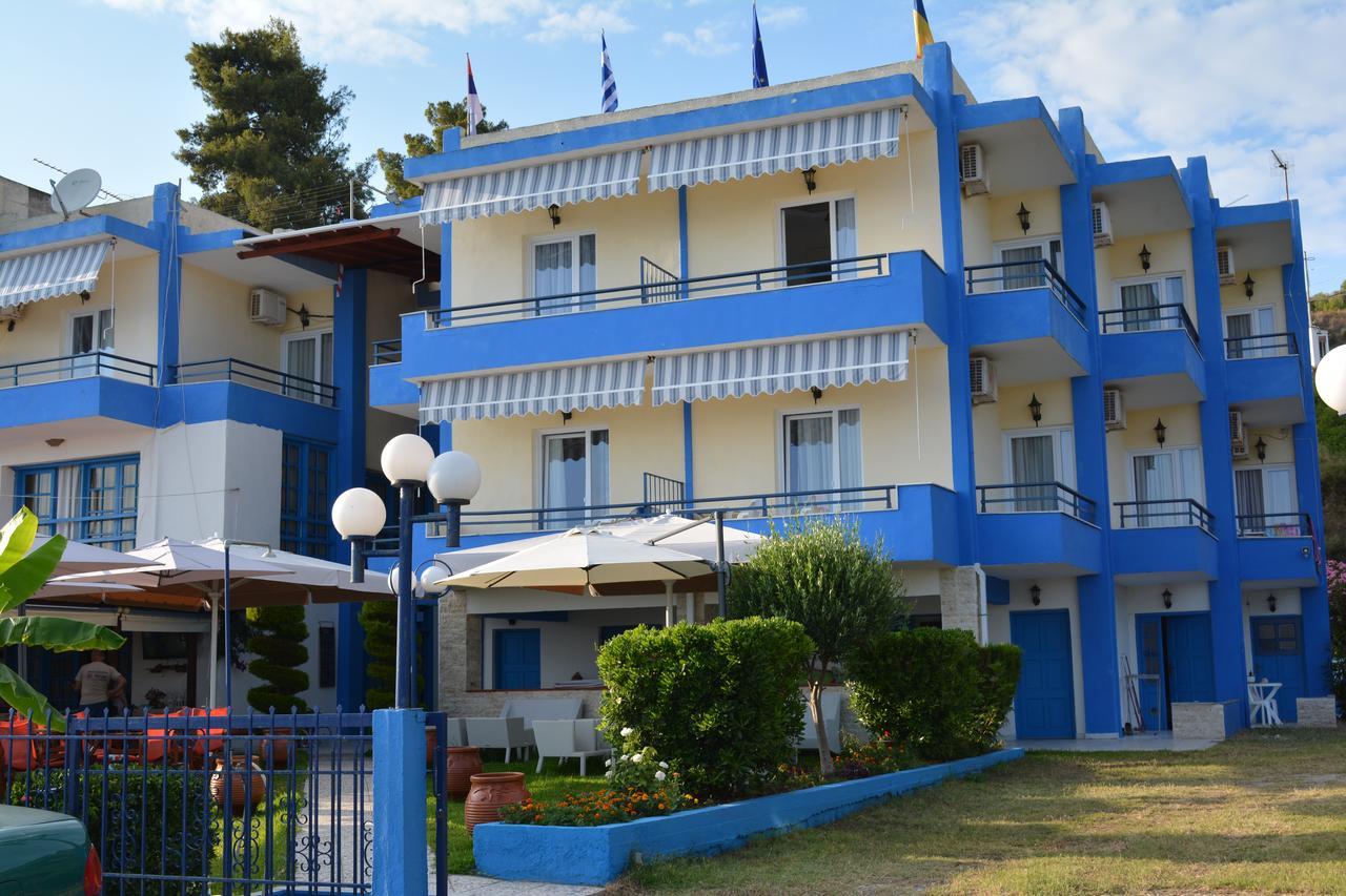 مولا كاليفا Kangaroo Hotel المظهر الخارجي الصورة